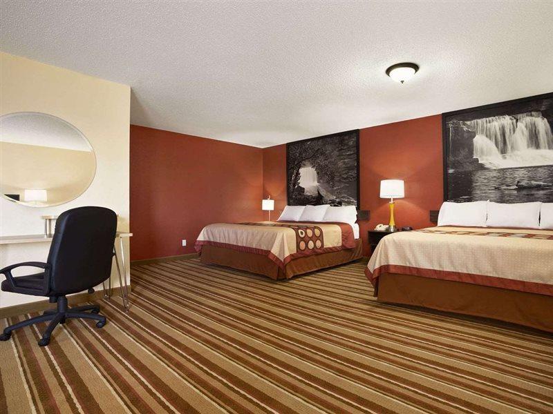 Hotel Super 8 By Wyndham Mattoon Exterior foto